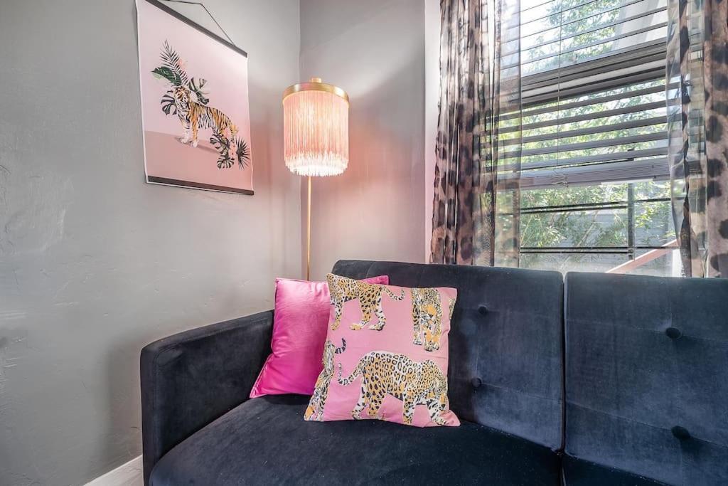 Jungle Themed Apt. Close To Coffee, Food + Shops! タンパ エクステリア 写真